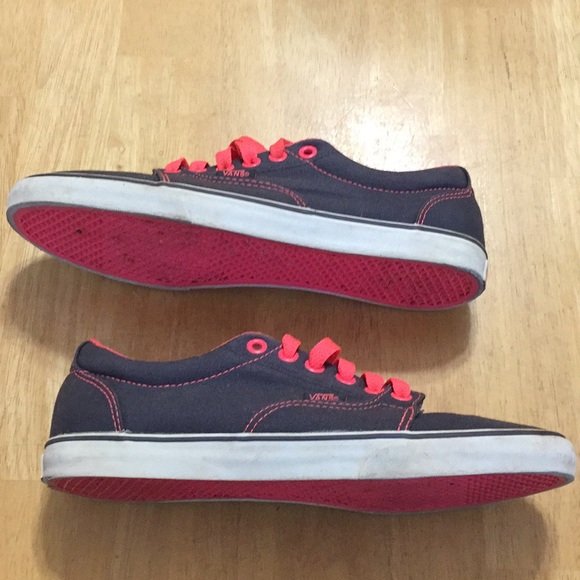 Vans - Picture 4 of 8